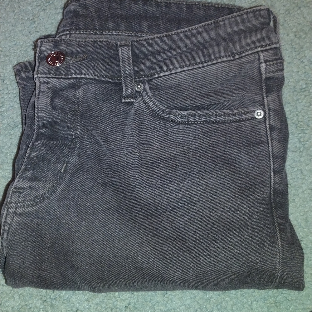 Black skinny jeans